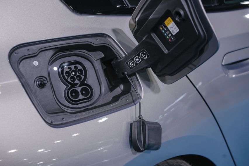 2024 BMW i5 M60 xDrive