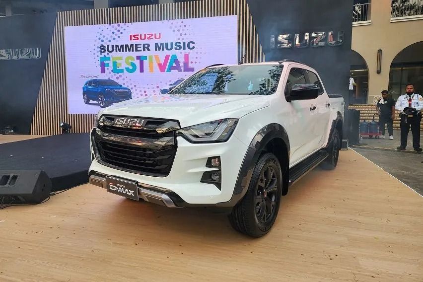 Refreshed Isuzu D-Max by Ruben Manahan IV