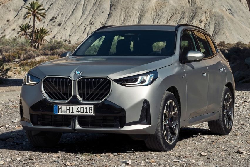 BMW X3 front