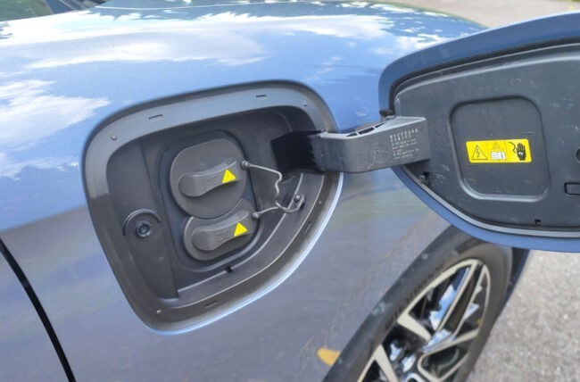 ora 07 charging port