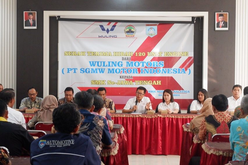 Wuling Bakti Pendidikan SMK dan Universitas Jateng-DIY