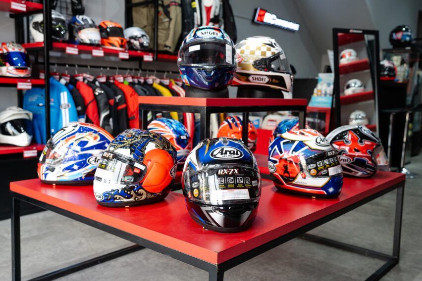 RC Motogarage Serpong