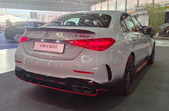 Mercedes-Benz World 2024