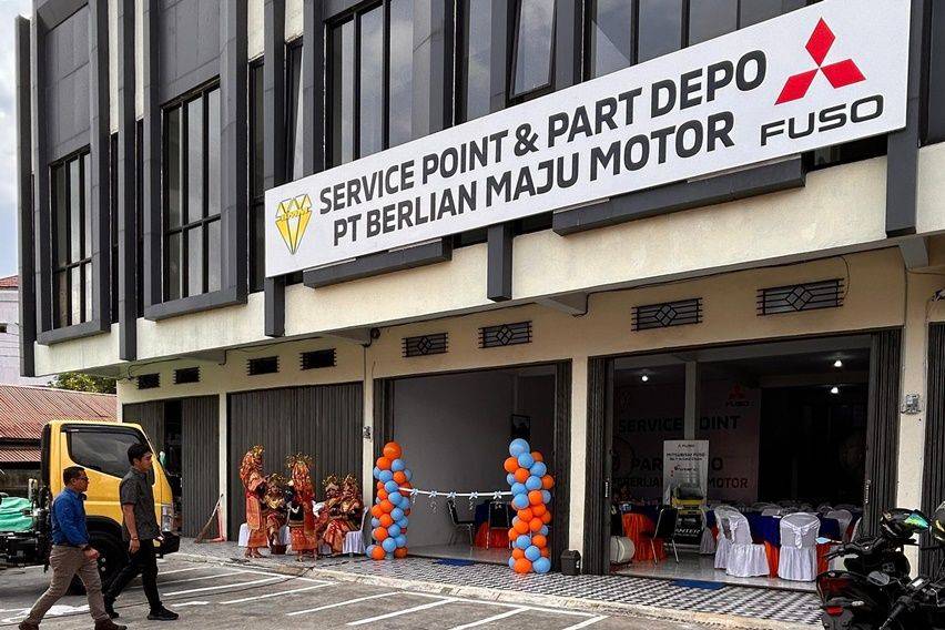 KTB Fuso Tambah Service Point di Sumatra Selatan dan Sulawesi Barat