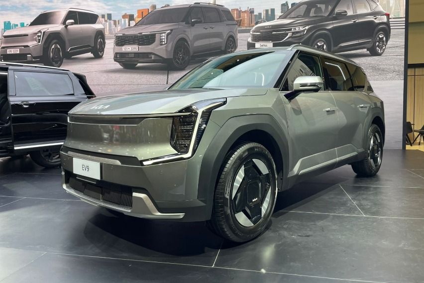 Kia EV9 Earth