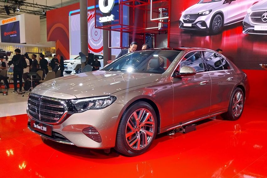 Mercedes-Benz di GIIAS 2024