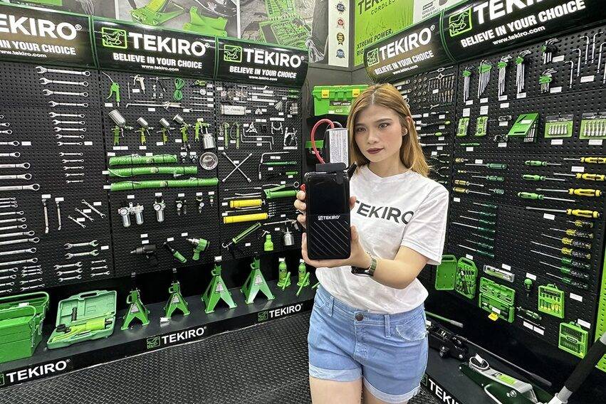 Tekiro Kenalkan Portabel Jump Starter 8.000 mAh, Bisa Buat Jumper Mobil dan Motor