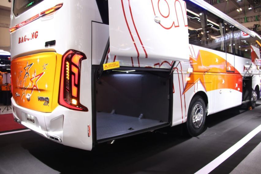 Hino Bus AK 240 GIIAS 2024