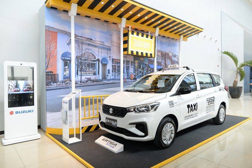 Suzuki Ertiga Hybrid Taxi Concept