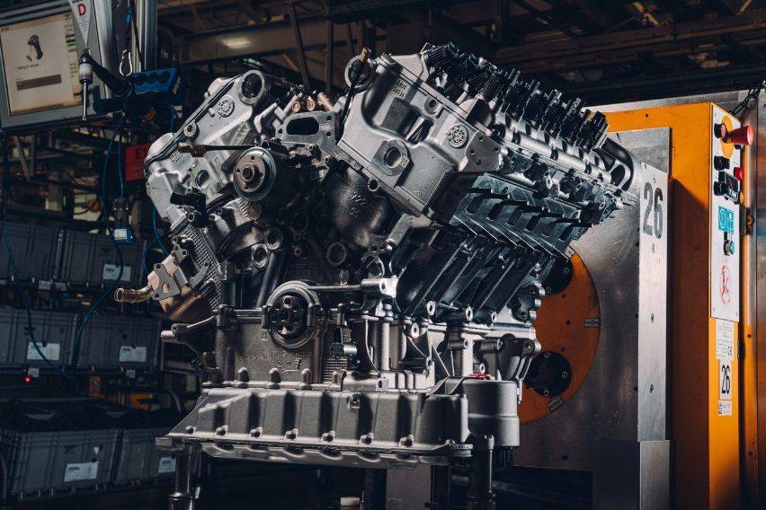 Bentley commemorates end of W12 engine production