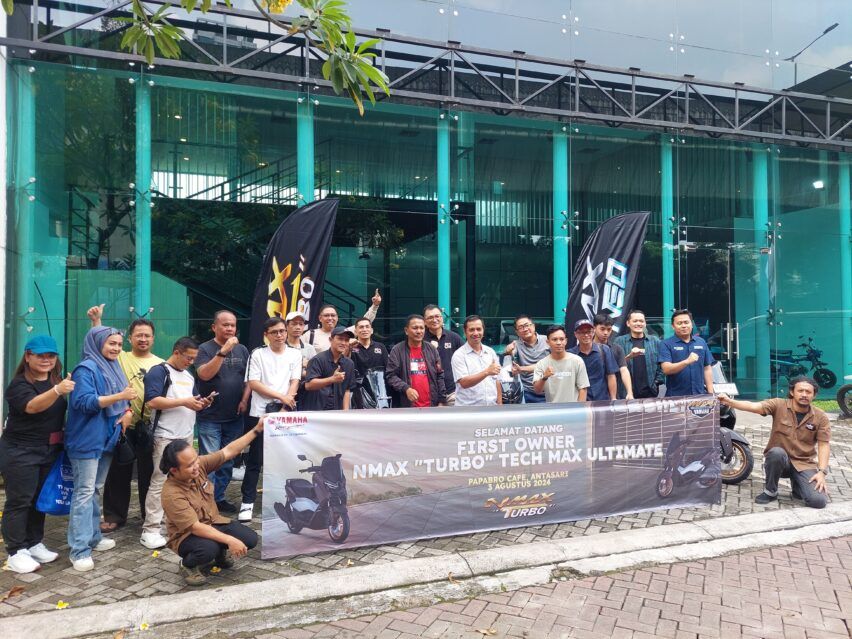 Yamaha Nmax Turbo handover