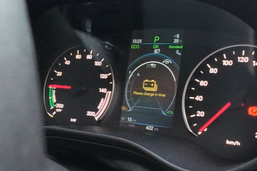 Review test drive BYD M6