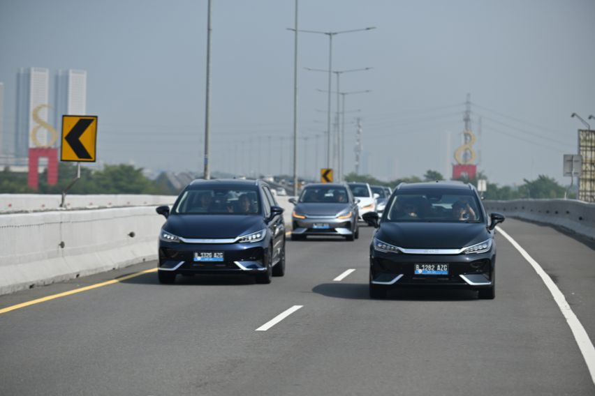 Review test drive BYD M6