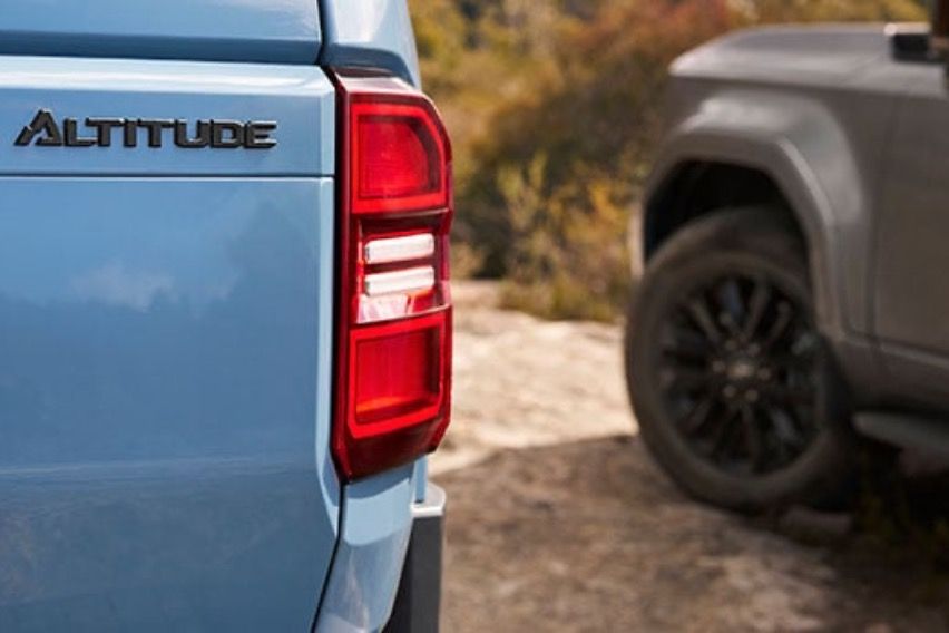 Toyota Land Cruiser Prado Altitude