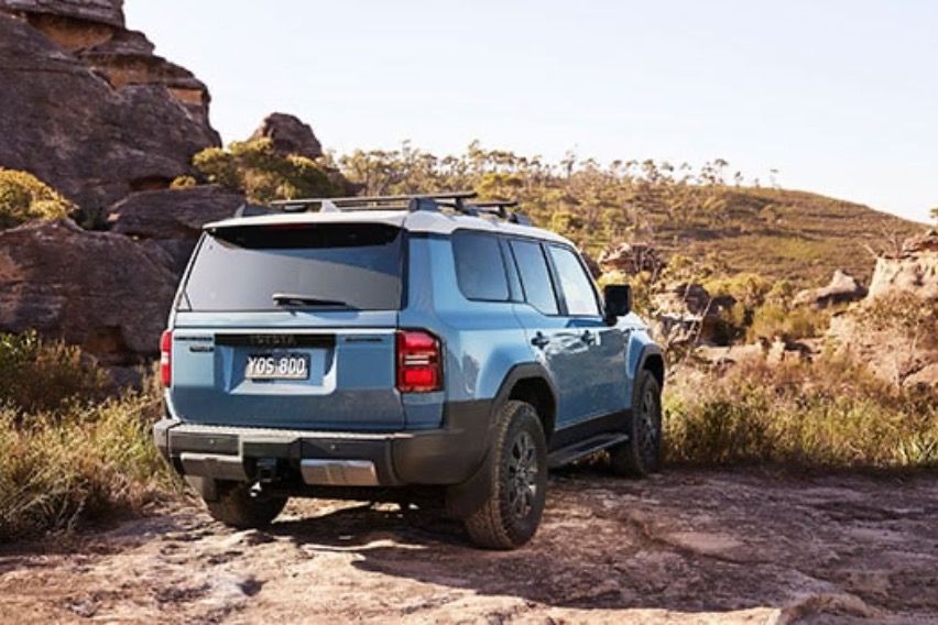 Toyota Land Cruiser Prado Altitude