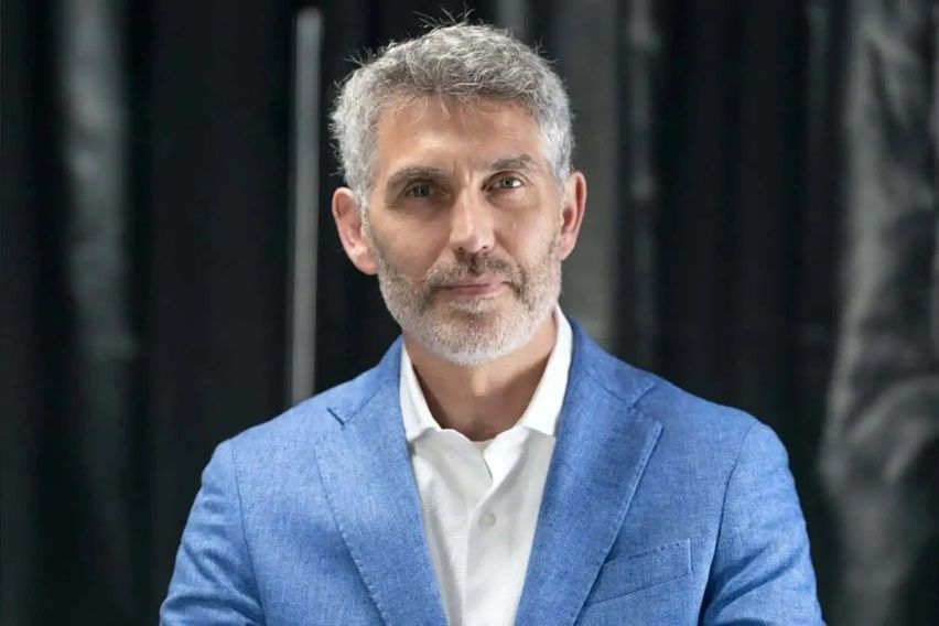 Brian Gillen gabung ke Norton