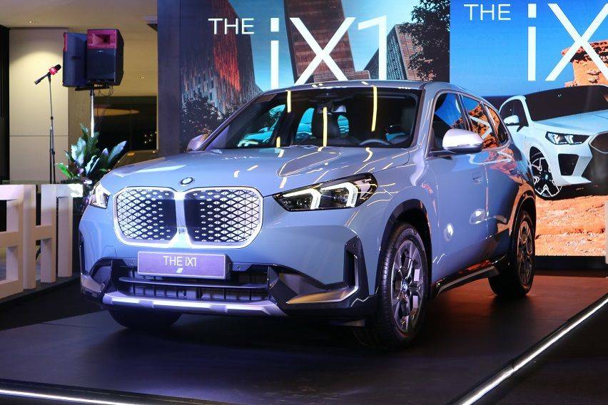 These are the BMW iX1's 6 fabulous hues