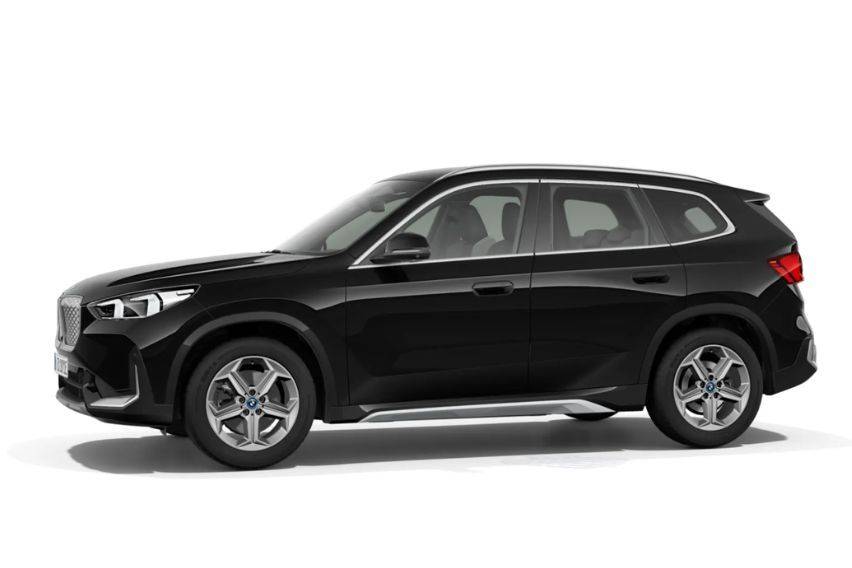 BMW iX1 color options
