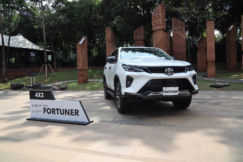 Mau Beli New Toyota Fortuner, Cek Dulu Skema Simulasi dengan DP 20 Persen