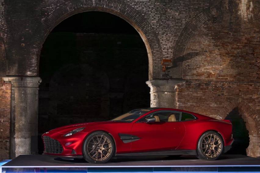 Aston Martin premiers new Vanquish grand tourer 