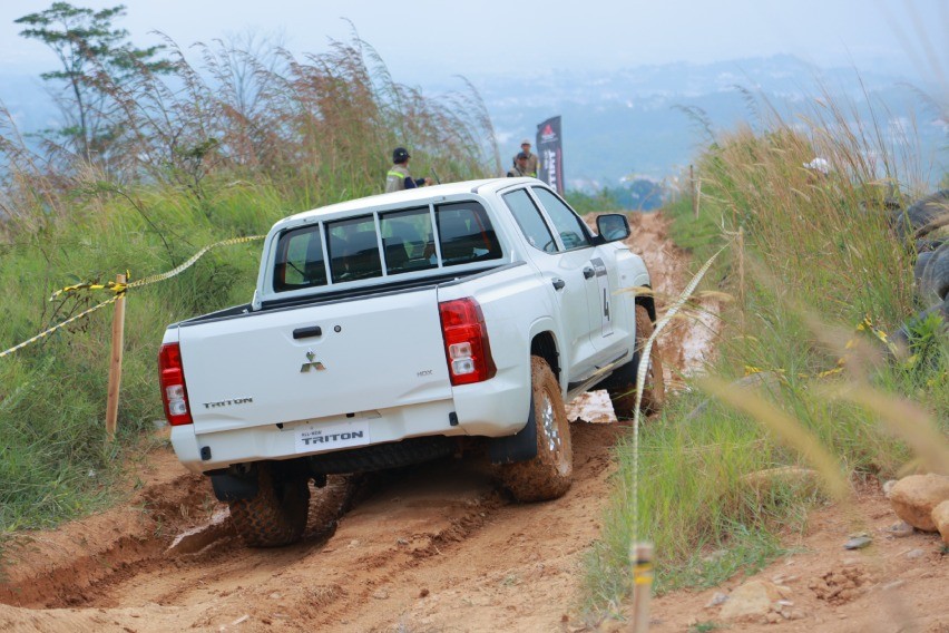 Mitsubishi Triton GLS