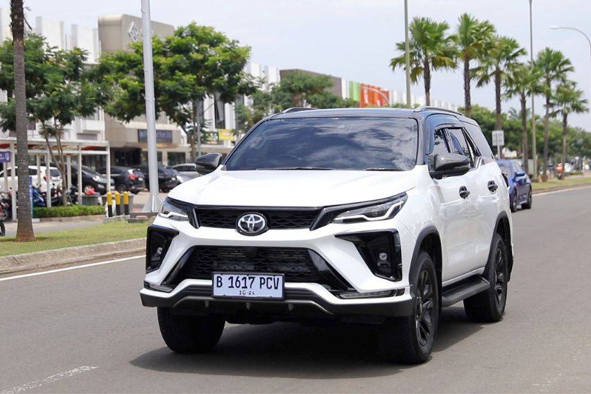 First Drive New Toyota Fortuner 4x2 VRZ: Tambah Fitur TSS dan T-intouch