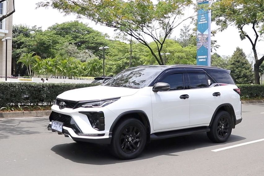 New Toyota Fortuner 4x2 VRZ