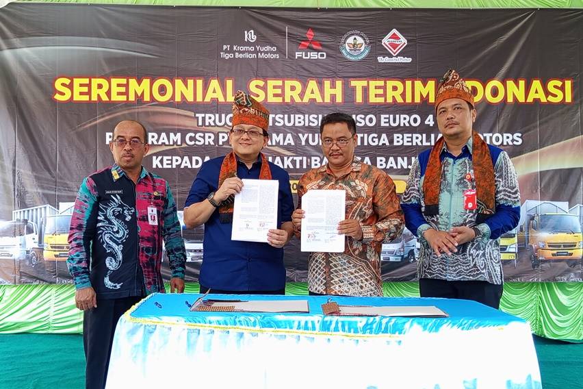 Tingkatkan Kualitas Pendidikan Kejuruan, KTB Donasikan Mitsubishi Fuso Canter Euro 4