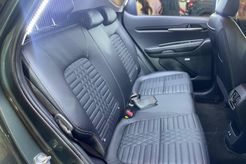 jok belakang kia sonet