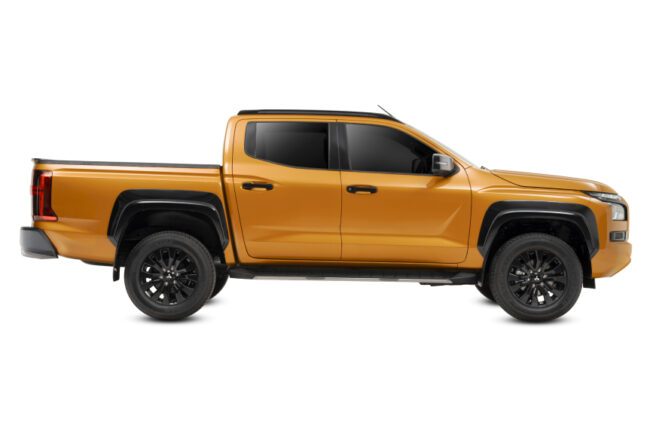 Mitsubishi Triton 2024