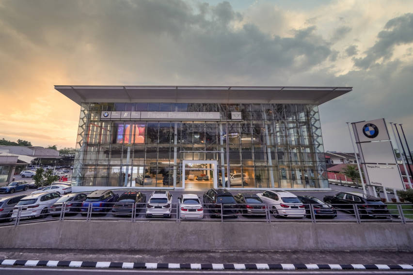 Regas Premium Auto opens new BMW 4S centre in Kuching