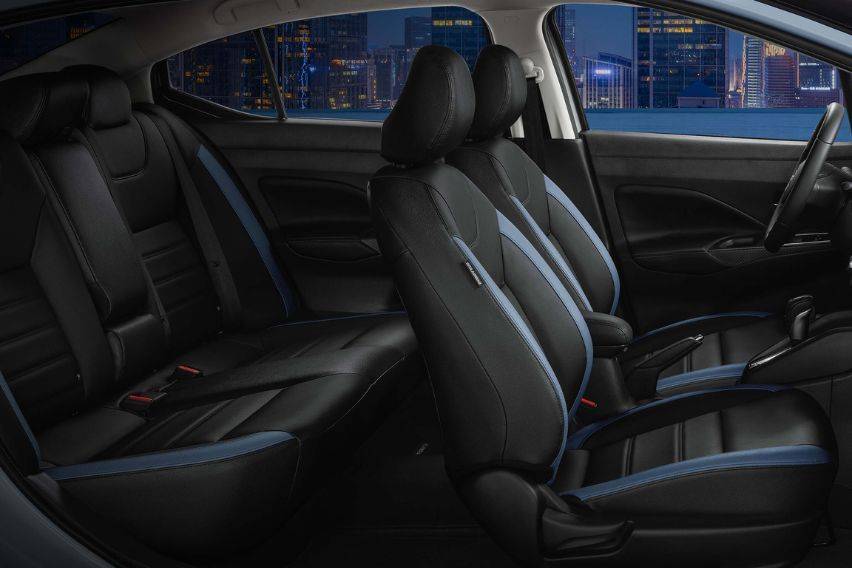 Nissan Almera VL Sport interior
