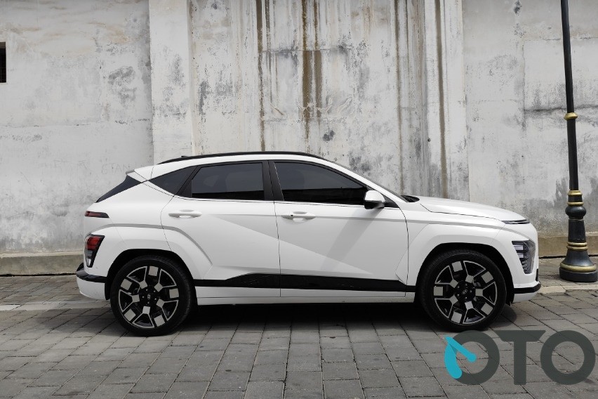 Hyundai Kona Long Range