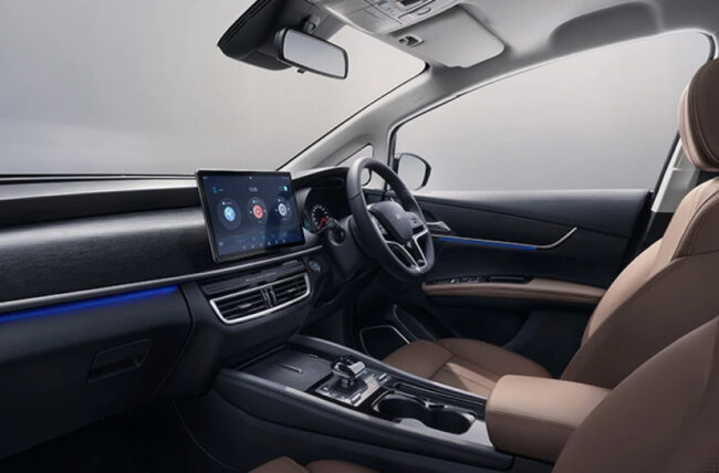 BYD M6 MPV interior Malaysia