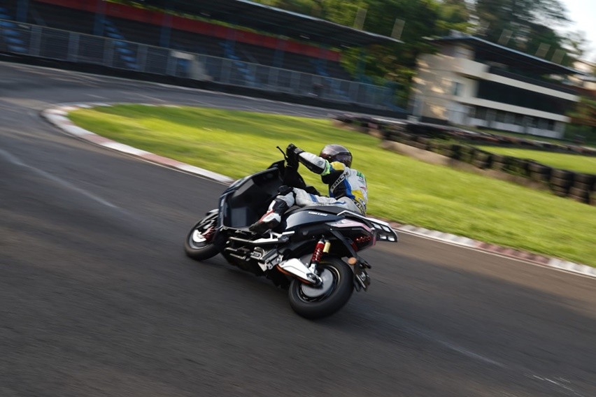 Balap motor listrik - United E-Motor