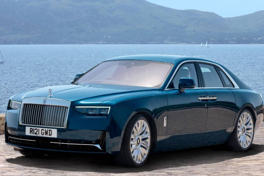 เปิดตัว Rolls-Royce Ghost รุ่นปรับโฉมใหม่