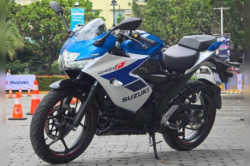 Suzuki Gixxer SF155: 2 available colors