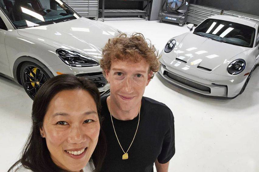 Photo of Zuckerberg and Chan with the Cayenne minivan