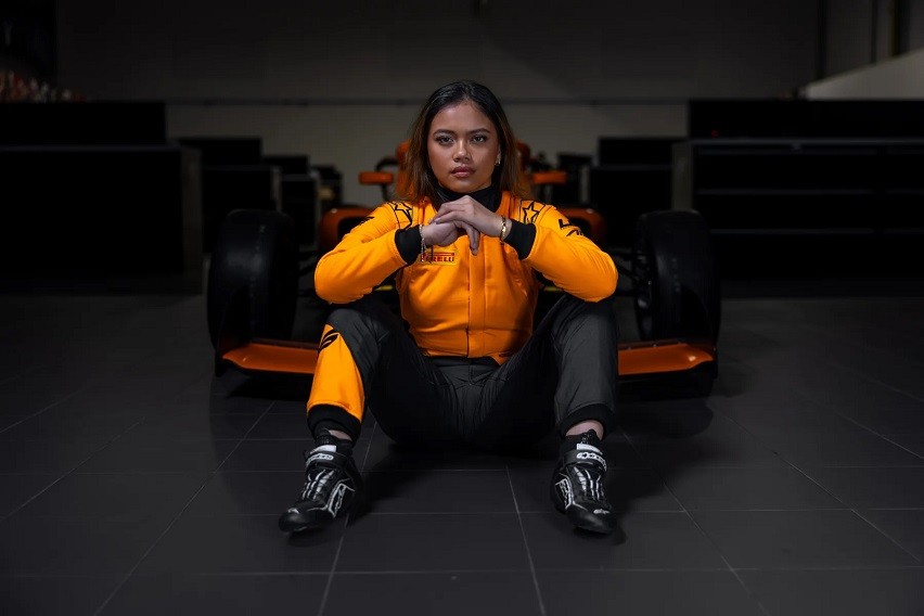 Fierce Filipina racers: lady drivers on the tracks Fierce Filipina racers: lady drivers on the tracks
