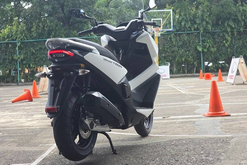 Kymco Skytown Vs Honda Adv Yamaha Nmax Bristol Adx