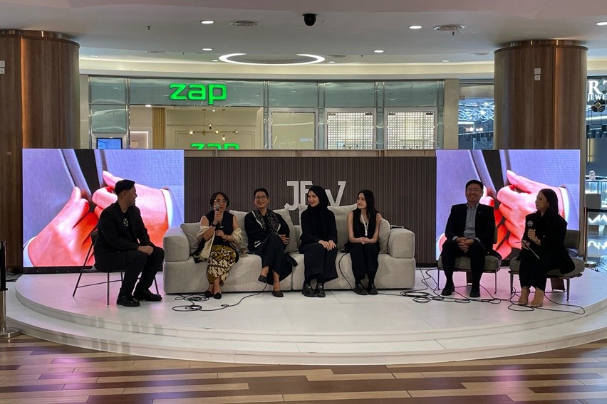 Mazda Jakarta Fashion Week (JFW) 2025 Pondok Indah Mall