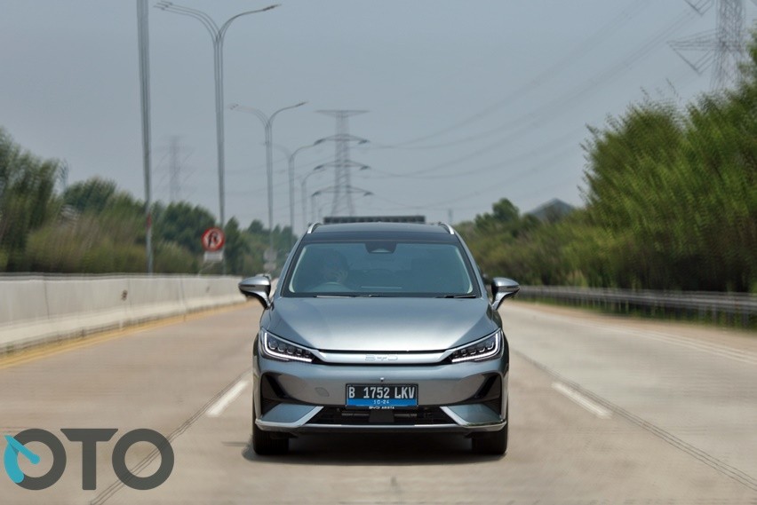 Road Test BYD M6