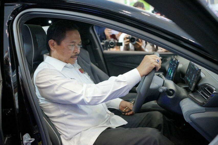 BYD di GIIAS Semarang 2024
