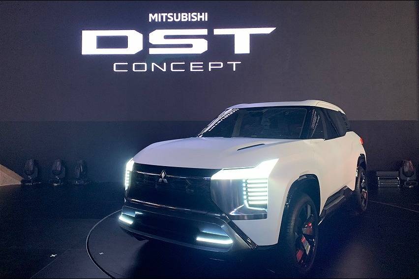 9th PIMS: Mitsubishi stages DST Concept global premier in PH