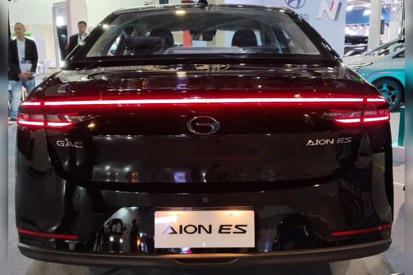 GAC Aion ES