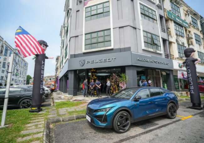 Peugeot malaysia showroom