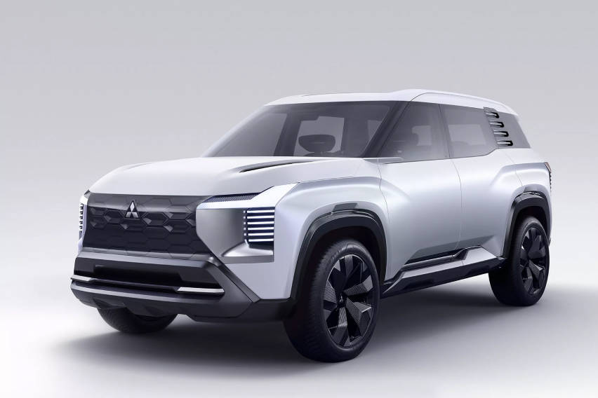 7-seater Mitsubishi DST Concept SUV debuts in the Philippines