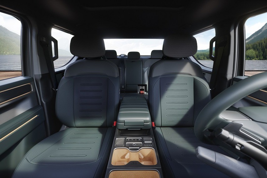 Kia Tasman Doublecab Pickup seats