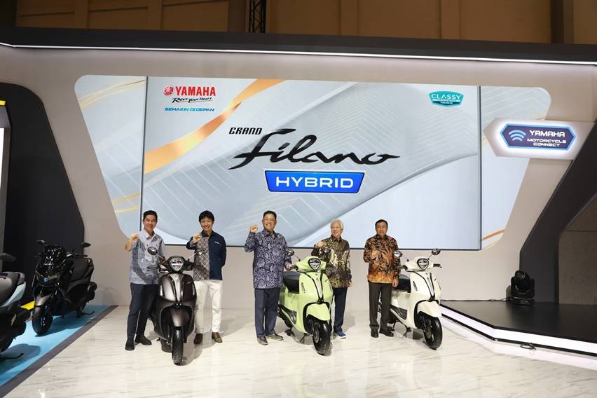 Yamaha Rilis Warna Baru Grand Filano di IMOS 2024