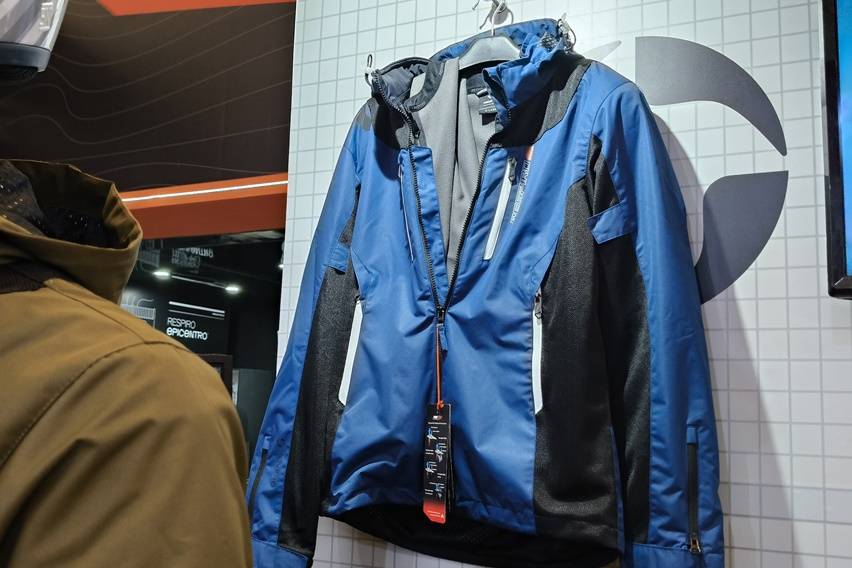 Respiro Meriahkan IMOS 2024 dengan Peluncuran Jaket Baru